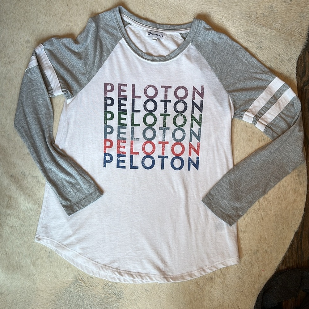 Peloton Raglan Sleeve tee bundle, size small - Picture 3 of 11